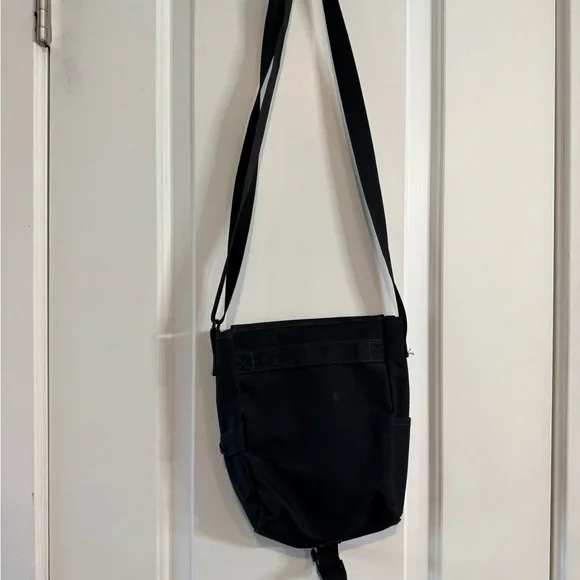 Dickies Black Canvas Crossbody Messenger Bag Adjustable Strap - Picture 4 of 6